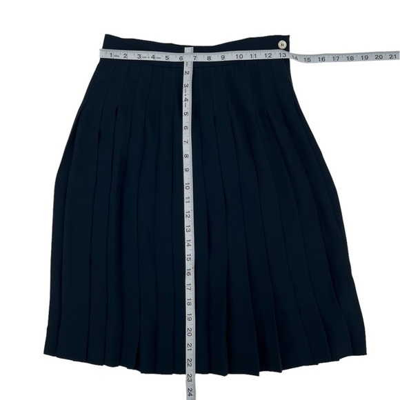 Liz Claiborne Collection Navy Blue Pleated Above The Knee Skirt Size 8 Women's - Picture 4 of 4